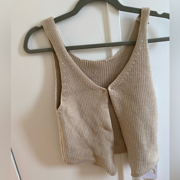 Bnwt Commense knit vest - Picture 3 of 3